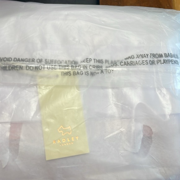 Last One! NWT Radley London I Choose You Small Flapover Crossbody ❤️❤️❤️ - Picture 12 of 13